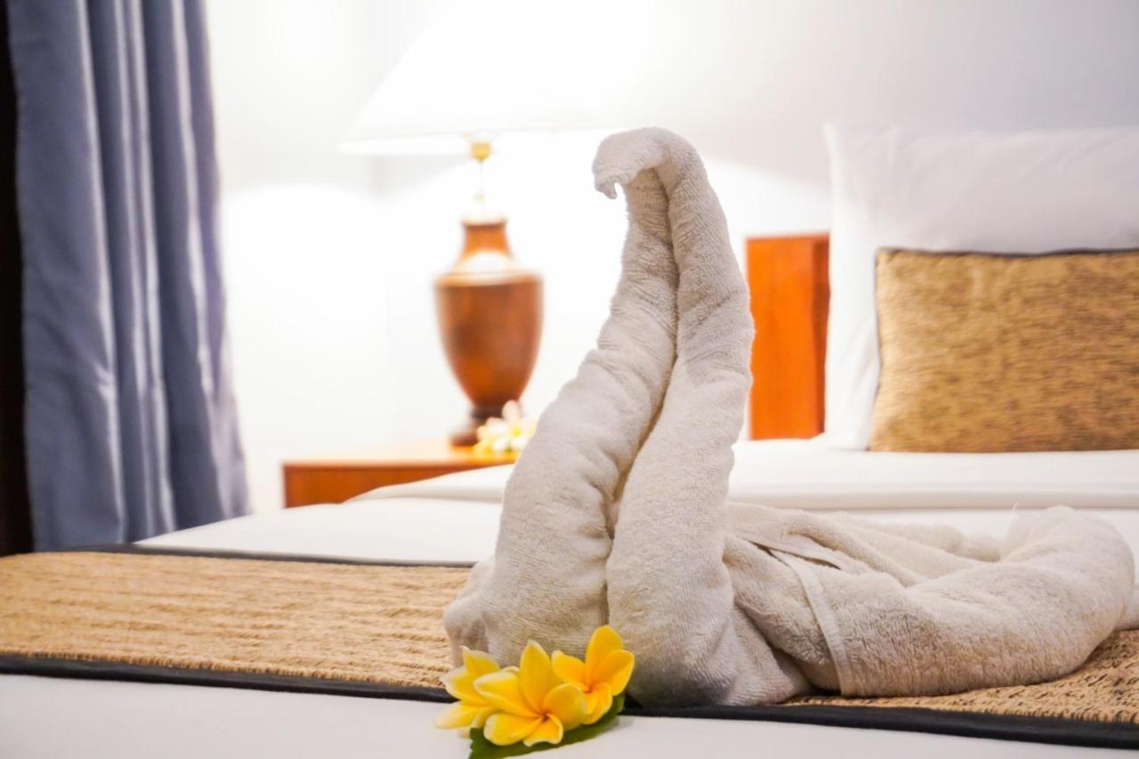 Pemuntalan Guesthouse レンボンガン島 エクステリア 写真