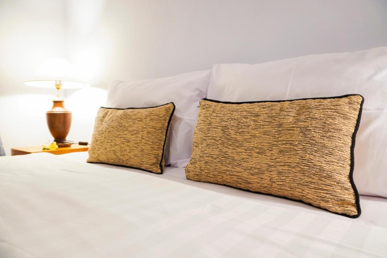 Pemuntalan Guesthouse レンボンガン島 エクステリア 写真