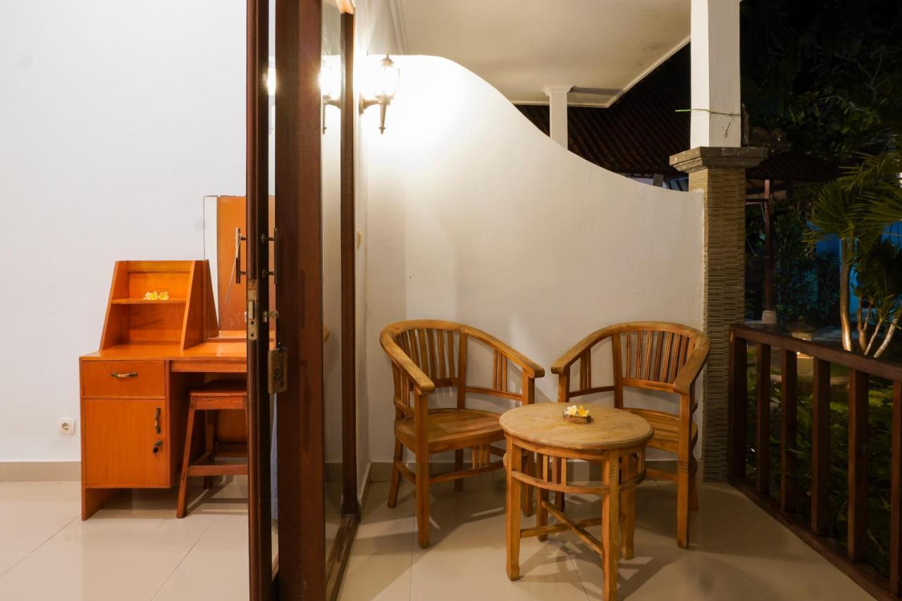 Pemuntalan Guesthouse レンボンガン島 エクステリア 写真