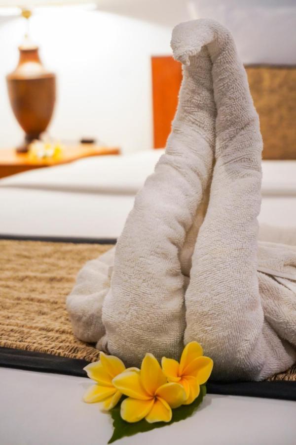 Pemuntalan Guesthouse レンボンガン島 エクステリア 写真