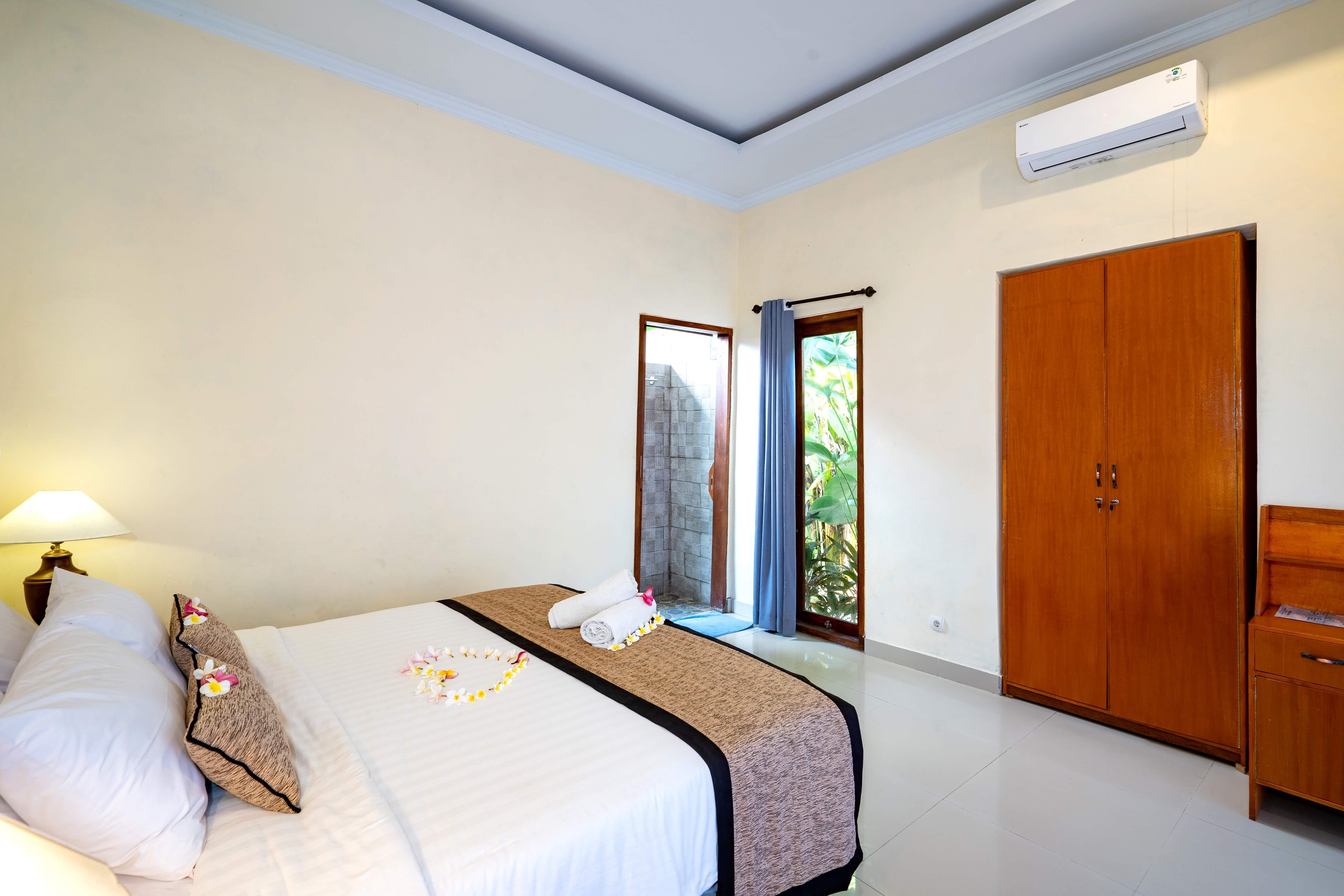 Pemuntalan Guesthouse レンボンガン島 エクステリア 写真