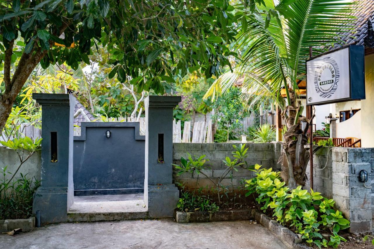 Pemuntalan Guesthouse レンボンガン島 エクステリア 写真